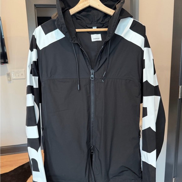 Burberry Compton Hooded Windbreaker
